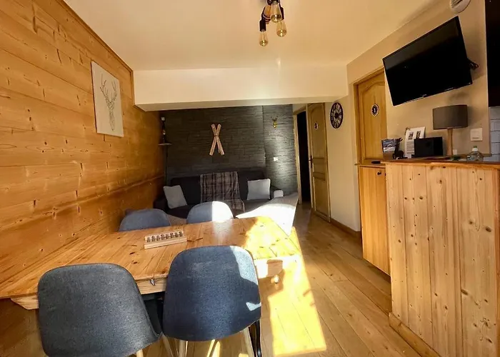 Bel Alp, Cosy Au Pied Des Pistes Апартаменты *